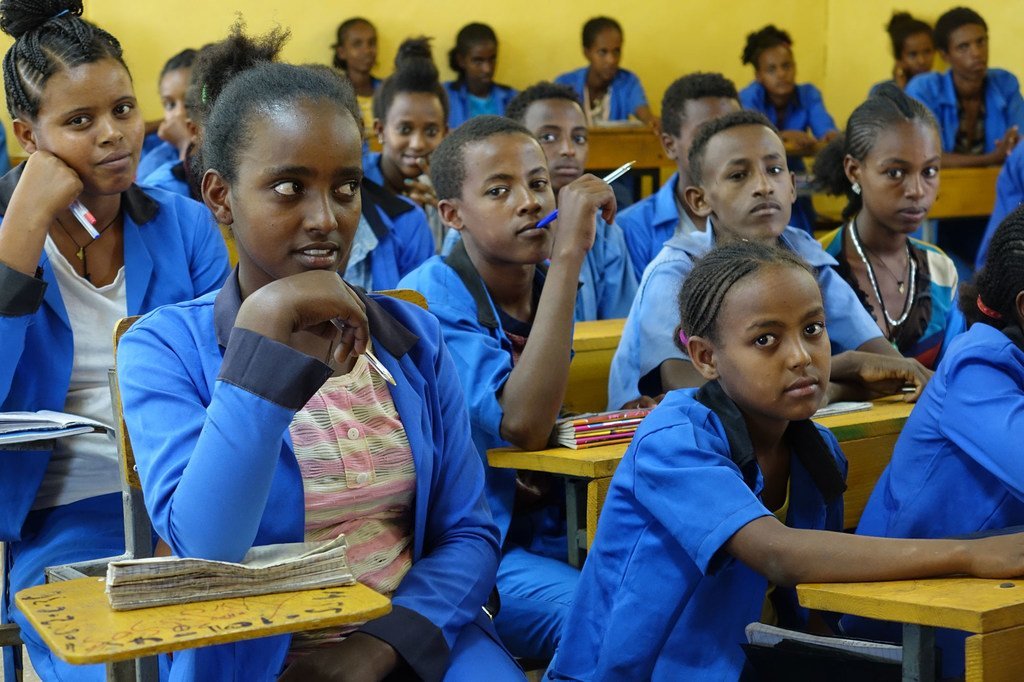 新报告:全球每年支出48.5亿美元就能让所有难民儿童受教育